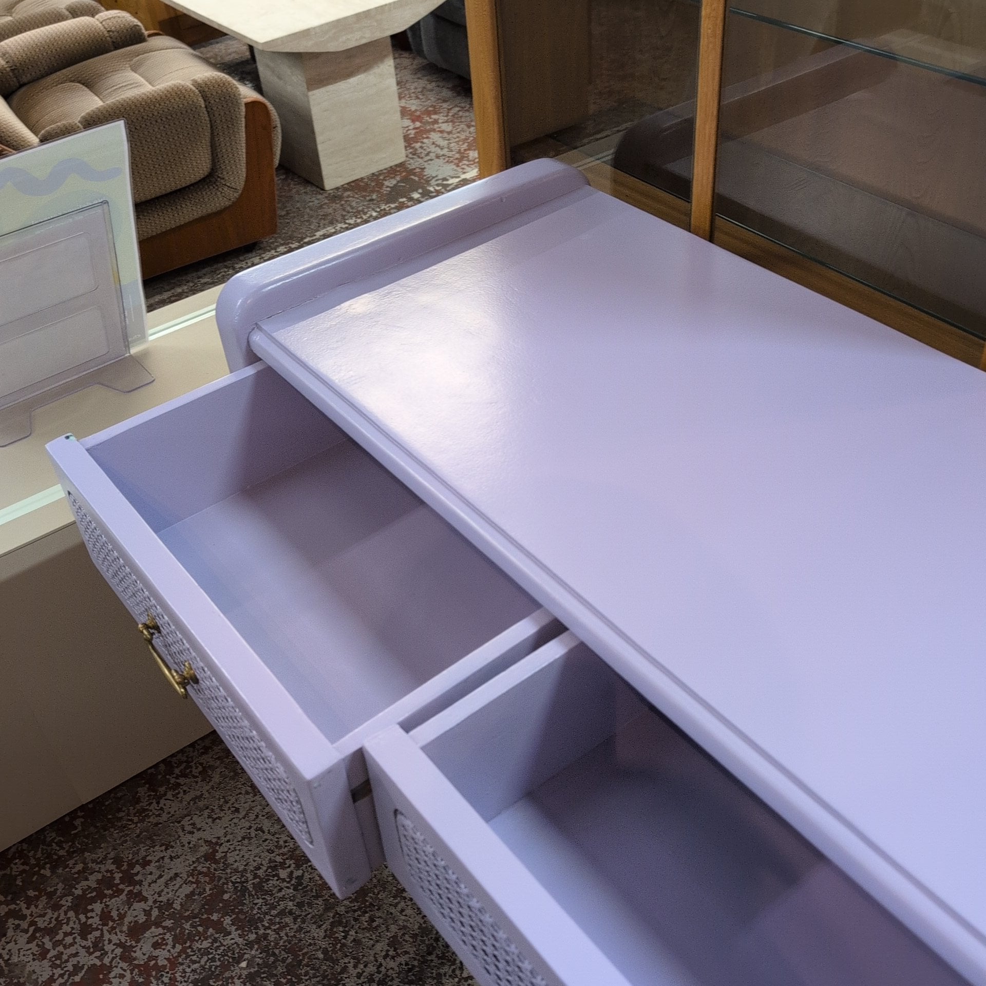 HMP Bristol Dressing Table